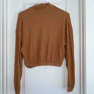 Long Sleeve Cropped Sweater